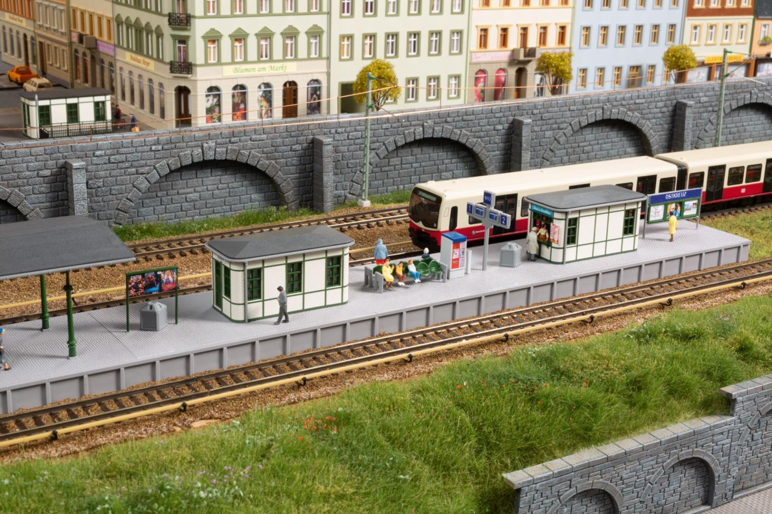 Auhagen 13356 S-Bahn Bahnsteigausstattung 1:120 Spur TT Bausatz