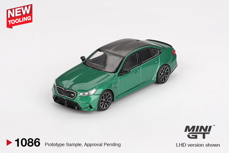Mini GT 1086 BMW M5 (G90) Isle of Man Green Metallic 2024 1:64