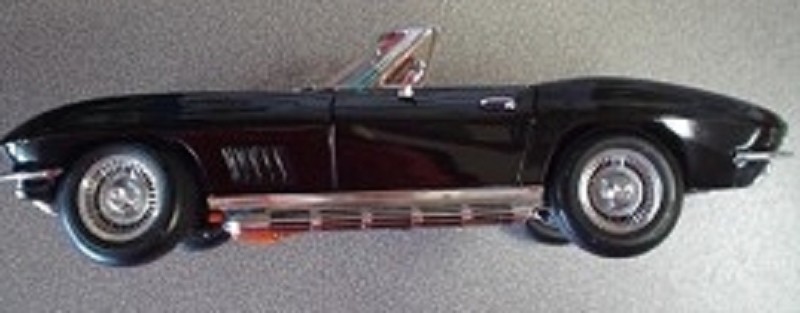 Revell 08670 Corvette Sting Ray 1:20