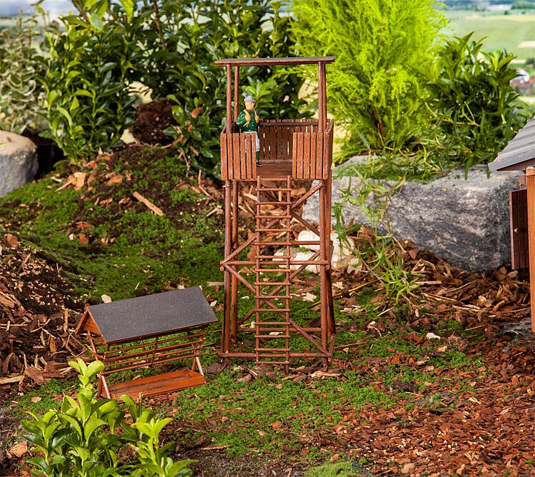 Pola 331079 Jägerhochsitz mit Futterkrippe 1:22,5 Spur G Bausatz