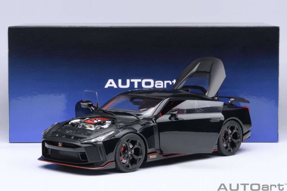 AUTOart 77513 Nissan GT-R50 by Italdesign (Black/Matt Black) 1:18