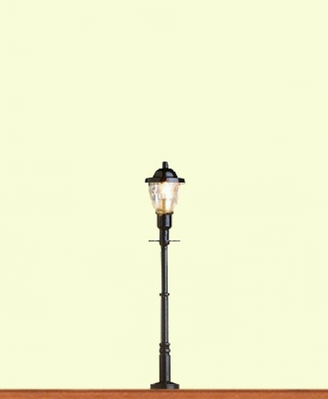 Brawa 84063 Alte Gaslaterne Stecksockel