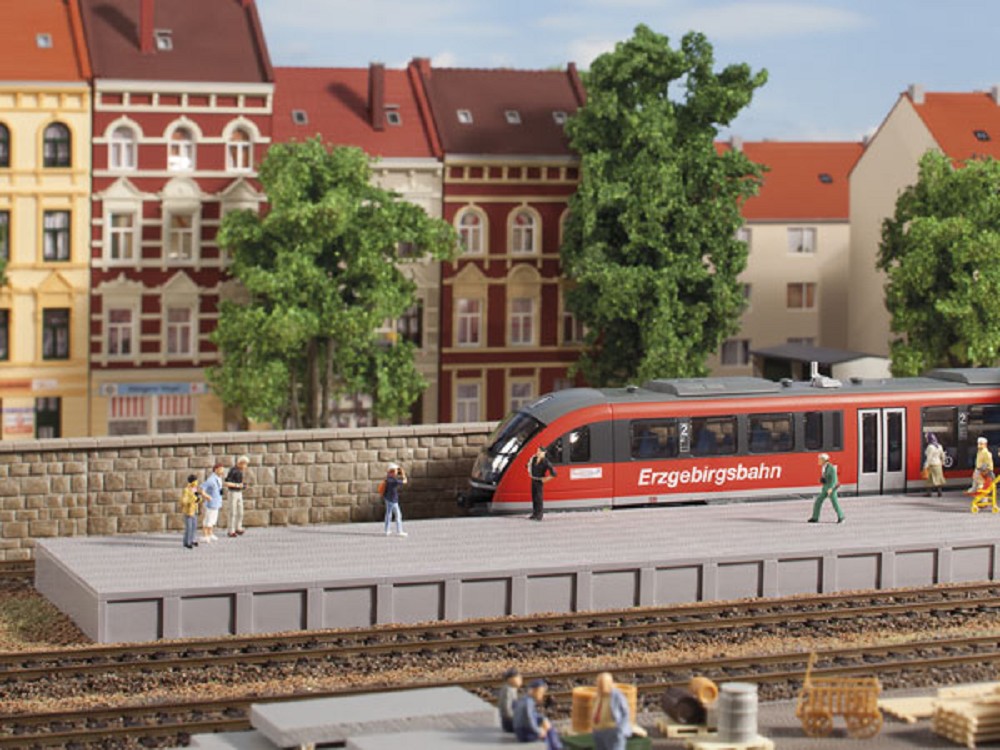 Auhagen 41634 Bahnsteig ohne Überdachung