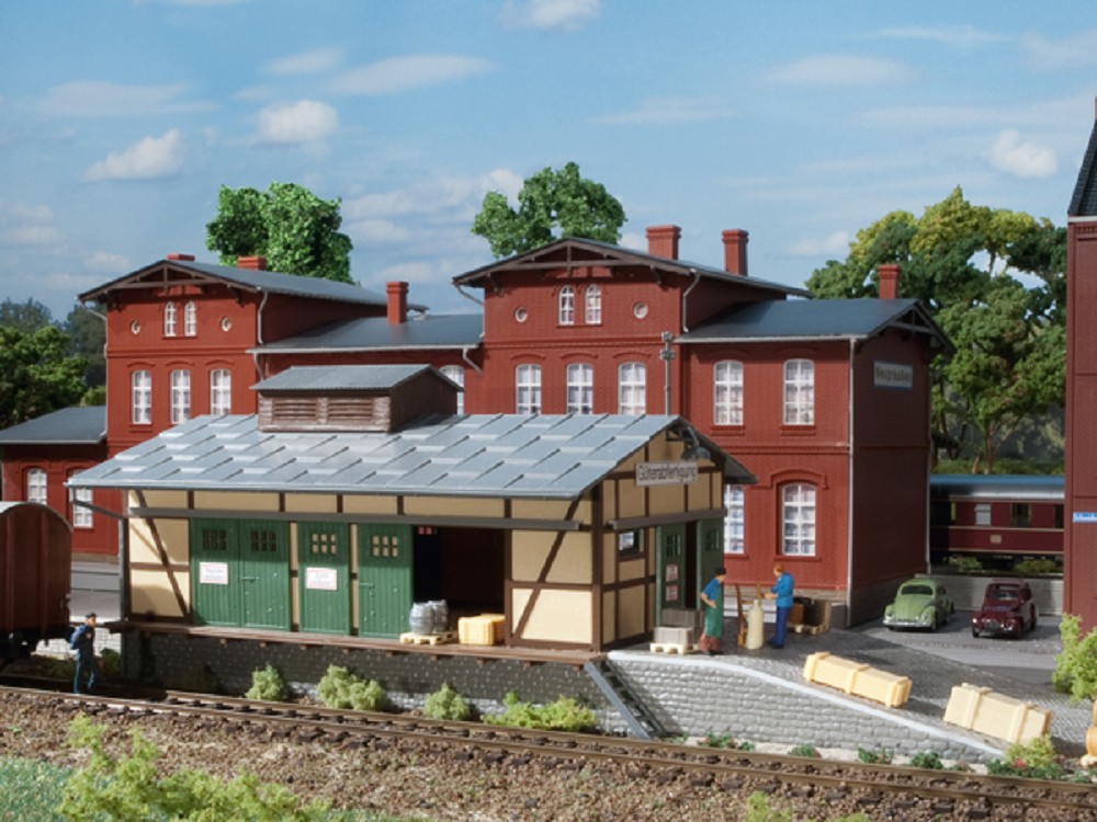 Auhagen 11351 Güterschuppen