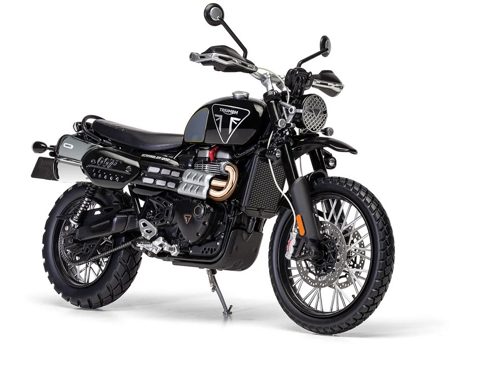 Corgi CC08402 Triumph Scrambler 1200 James Bond 1:12 Standmodell