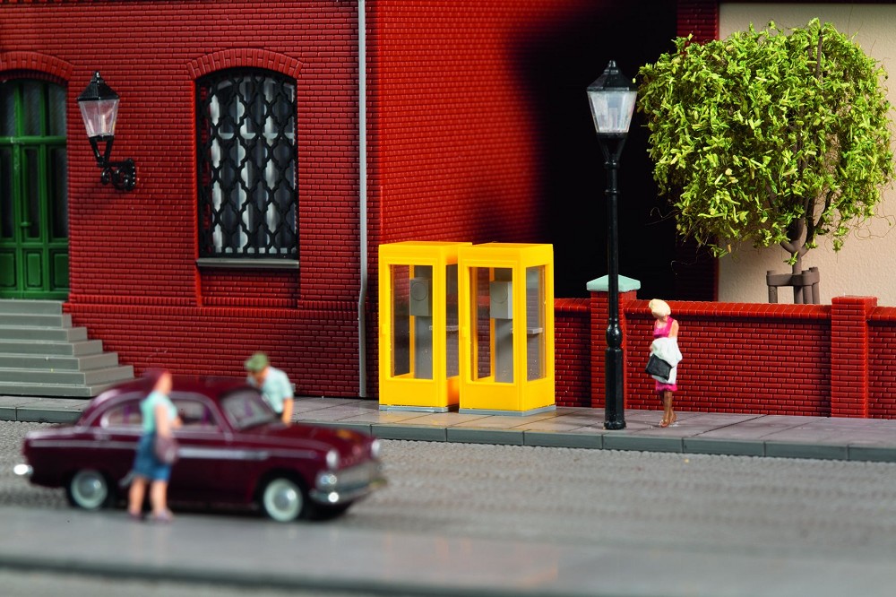 Auhagen 43667 Telefonzellen und Briefkästen